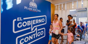 Familias destacan papel del Plan Social en inicio del programa “El Gobierno Contigo”