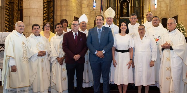 Celebran eucaristía por XXXIII Jornada Mundial del Enfermo; primera dama y autoridades asisten