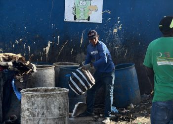 Alcaldía del Distrito Nacional elimina vertedero improvisado en La Yagüita