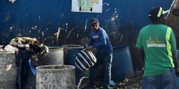 Alcaldía del Distrito Nacional elimina vertedero improvisado en La Yagüita