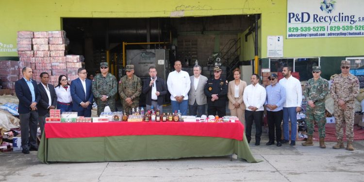 Bisonó encabeza incineración de más 6.4 millones de mercancías ilegales