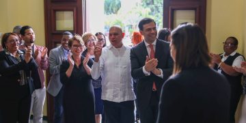 El ministro de Cultura, Roberto Ángel Salcedo, realiza recorrido por organismos de la Dirección General de Bellas Artes
