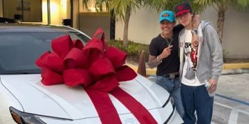 Marc Anthony sorprende hijo en común con Dayanara Torres al regalarle auto último modelo