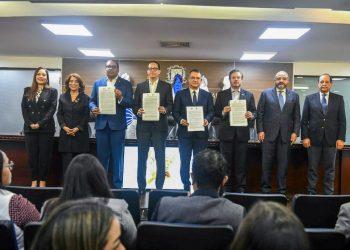 JCE y Burocracia Cero firman acuerdo para interoperabilidad del Sistema Nacional de Registro Civil