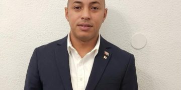 Denuncian supuesta corrupción en consulado de Génova, Italia