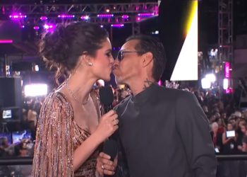 El romántico momento que protagonizaron Marc y Nadia en Premio Lo Nuestro