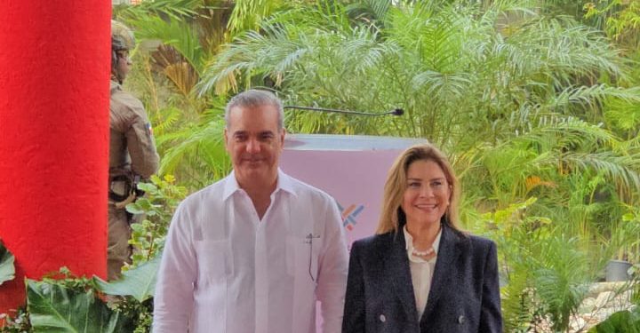 Presidente Luis Abinader y Carolina Mejía presentan el Plan Integrado de Santo Domingo