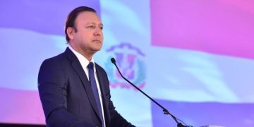 Abel Martínez lanza gritos de guerra en el PLD y gritos de amor en el pueblo