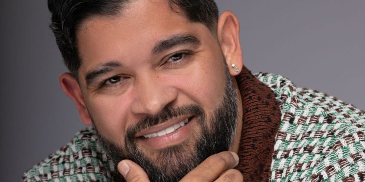 Productor artístico 5Delis debuta como cantante con “Afro Domi”, un álbum que celebra sus raíces dominico africanas