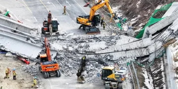 Cuatro muertos y seis heridos en el derrumbe de un puente en construcción en Corea del Sur