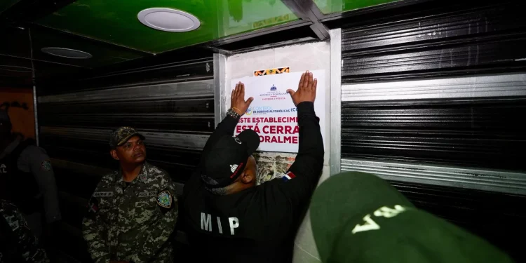 COBA clausura ocho establecimientos y notifica 29 en el Distrito Nacional y Boca Chica