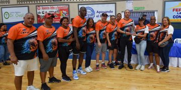 Fundación Los Mina Unidos por Siempre impulsa el baloncesto en San Francisco de Macorís