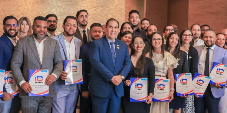 Tasadores eligen nueva directiva