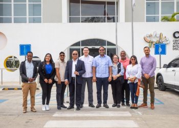 Presidente CONADIS visita CAID San Juan y destaca avances en el sur