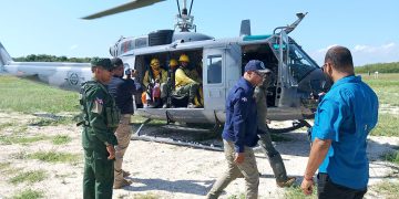 Fuerza Aérea de República Dominicana apoya operaciones para extinguir el incendio forestal en Cap Cana