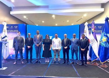 Eddy Alcántara destaca papel de Pro Consumidor en defensa derechos de los pasajeros del transporte aéreo