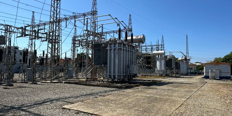 Edesur continúa este domingo mantenimiento de transformadores en subestación Embajador