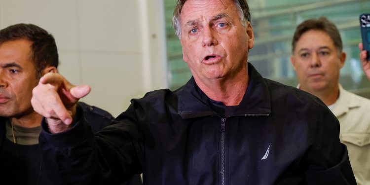 Comienza el juicio para decidir si Bolsonaro será procesado por intento de golpe de Estado