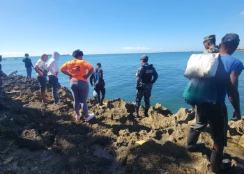 Hombre muere de un infarto mientras buceaba en malecón de SPM