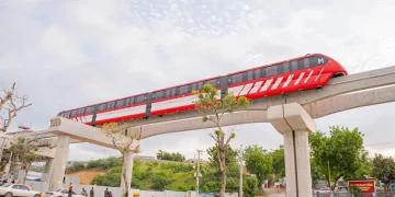 Monorriel de Santiago estará terminado a finales de año