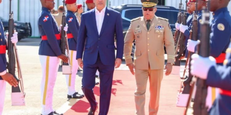 Luis Abinader sale a Washington para participar en cumbre de la AAFA