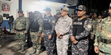 PN y FF.AA ocupan drogas y armas entre otros resultados en operativos simultáneos en SDN