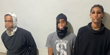 Policía captura a tres hombres activamente buscados por robo e intento de asalto en Villa Mella, SDN