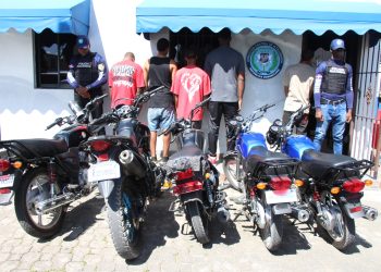 PN Ubica y apresa a cinco hombres captados transitando y calibrando motocicletas en túneles de la Av. 27 Febrero
