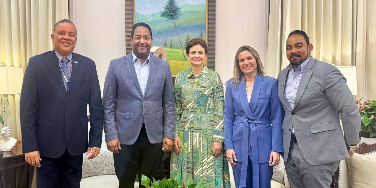 Presidente y director de CONADIS se reúnen con Raquel Peña para tratar temas de inclusión y accesibilidad