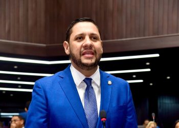 Cámara de Diputados reconoce al Cuerpo de Bomberos del DN en su 97 aniversario