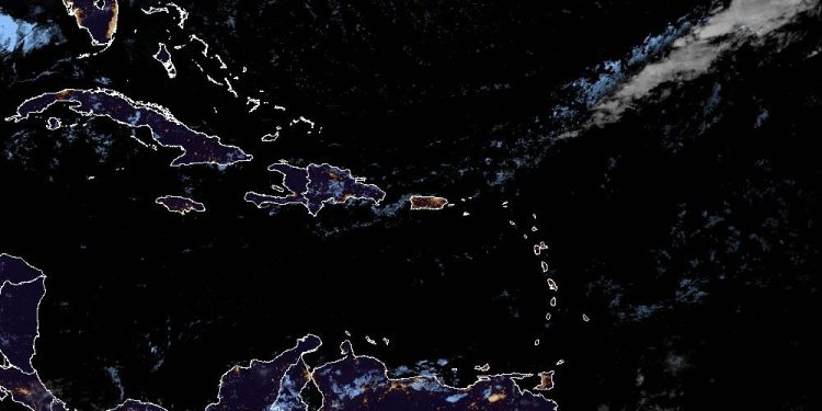 Sistema frontal continuará provocando lluvias en diversas provincias