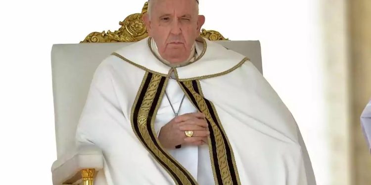 Papa cumple 28 días ingresado, segunda hospitalización más larga de un pontífice