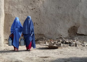 Irán usa cámaras y drones para identificar a mujeres sin velo