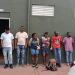 Arrestan dos dominicanos ocultaban indocumentados en maletero de autobús en San Juan de la Maguana