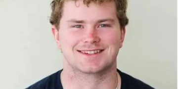 Joshua Riibe sale de RD a Puerto Rico por el AILA