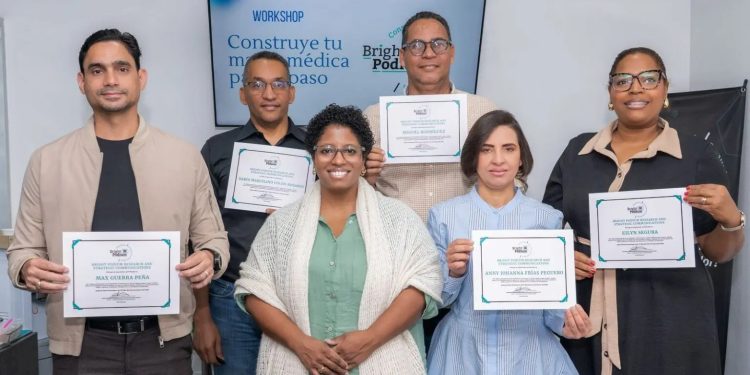 Médicos aprenden a fortalecer su marca en workshop con Bright Podium