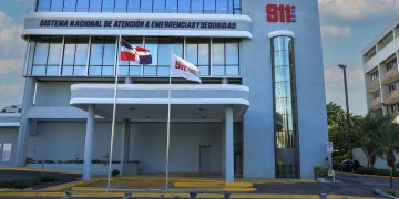 911 coordina asistencia ante incendio de vehículo en el Distrito Nacional