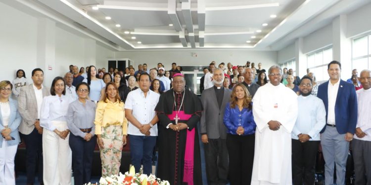 Desarrollan III Conversatorio hacia un Sistema Peregrino de Esperanza en Higüey