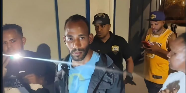 Conocen hoy coerción a hombre acusado de matar expareja por celos en Santiago