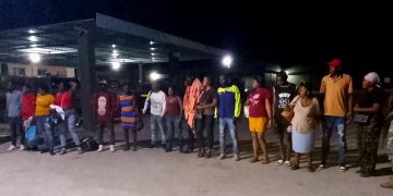 Ejército detiene inmigrantes indocumentados en una casucha deshabitada en Elías Piña