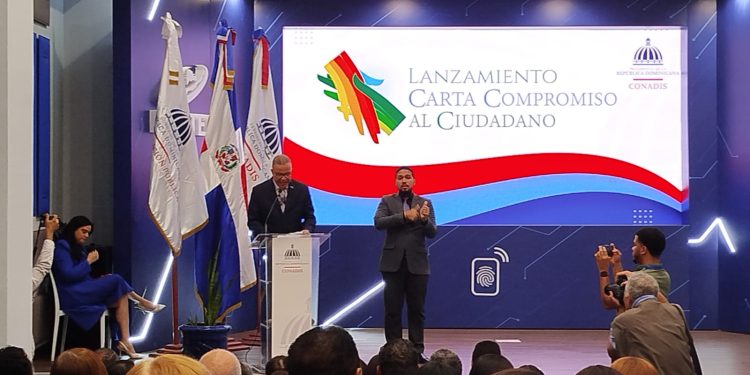 CONADIS presenta la primera versión de su “Carta Compromiso al Ciudadano”