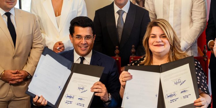 RD y Puerto Rico firman acuerdo para impulsar turismo multidestino