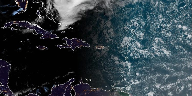 Indomet: Lluvias dispersas en varias provincias por arrastre del viento