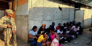 Descubren inmigrantes indocumentados escondidos en una vivienda utilizada como refugio en Elías Piña