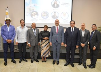 ONAPI realiza panel sobre Tradición e Innovación en sus Marcas Locales en la provincia de Santiago para promover la Propiedad Industrial