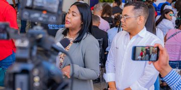 Regidor impulsa junto a diputada varios proyectos en Congreso de solución vial en SDO