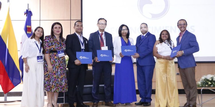 INDDEG lidera Seminario Internacional sobre Prevención y Manejo Multidisciplinario del Cáncer de Colon