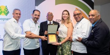 Colombia reconoce el cooperativismo dominicano a través de Yanio Concepción