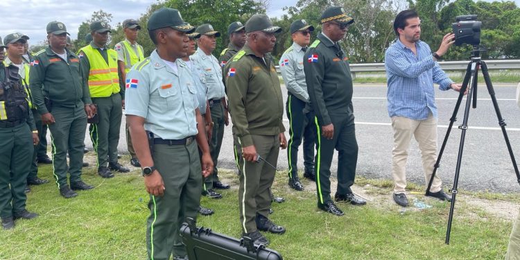 DIGESETT pone en funcionamiento nuevos radares digitales para controlar velocidad en las principales vías del país