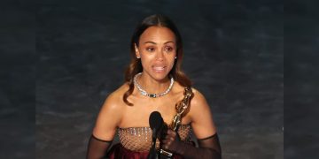 Zoe Saldaña gana como Mejor Actriz de Reparto por “Emilia Pérez” en los premios Oscar